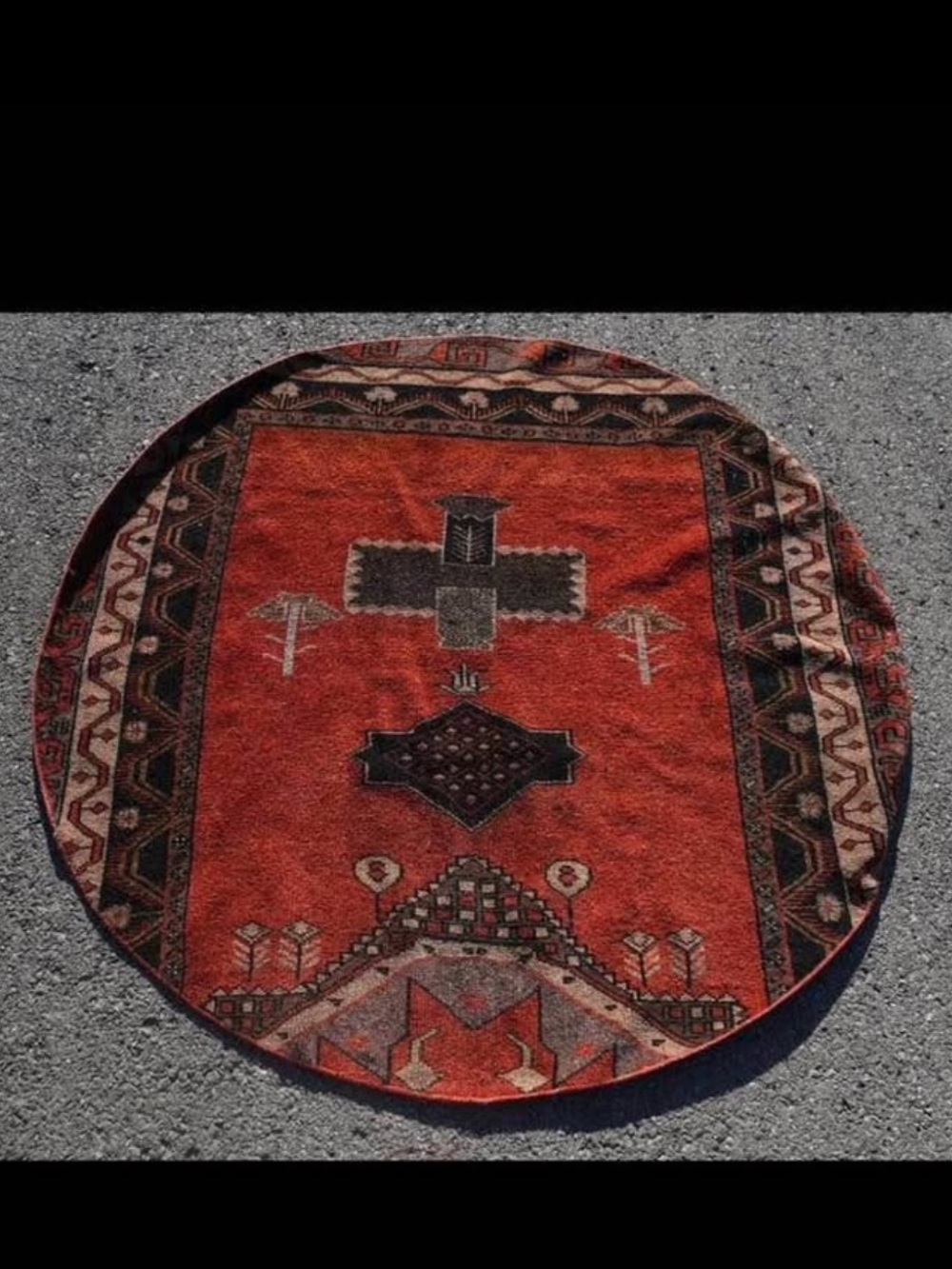 Beautiful vintage Turkish Persian rug - bought refurbished and unused